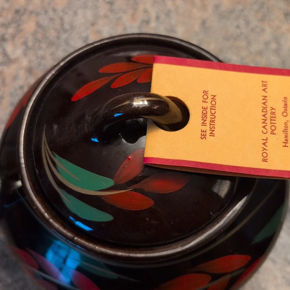 Royal Canadian Art Pottery vintage famous